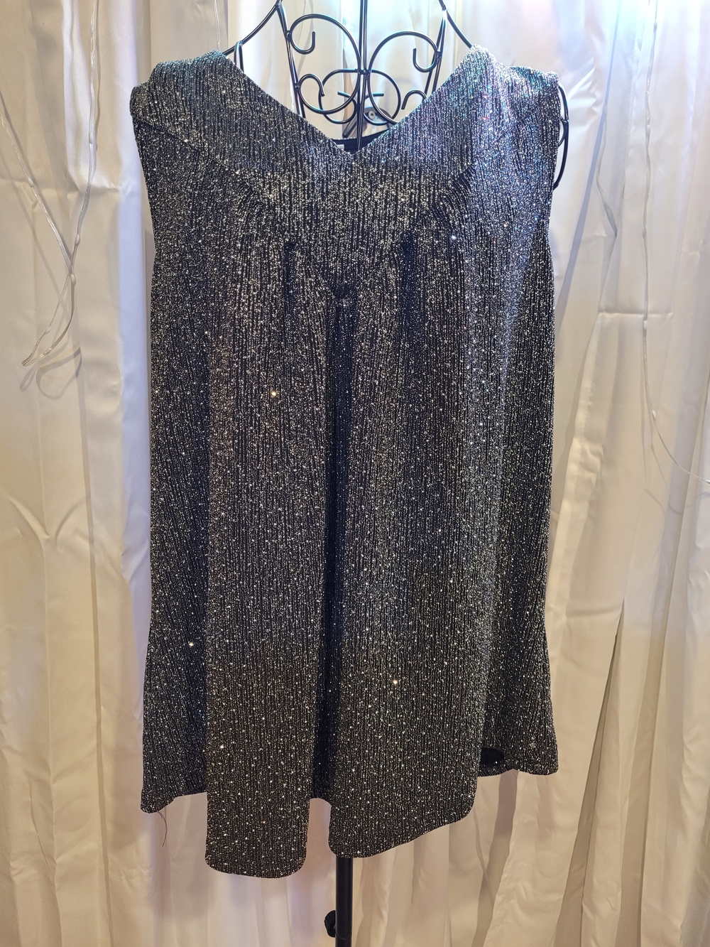 Amazon Metallic Sleeveless V-Neck Blouse - Black with Silver Sparkle